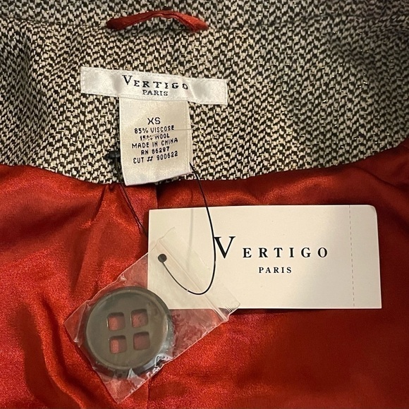 NEW Vertigo Paris Button Blazer, SZ XS- LT10R - Picture 4 of 4